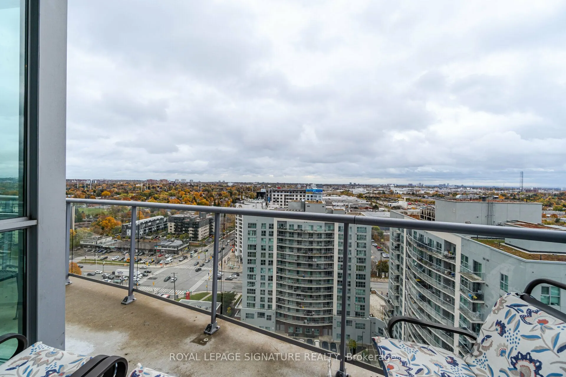 1328 Birchmount Road, #PH01