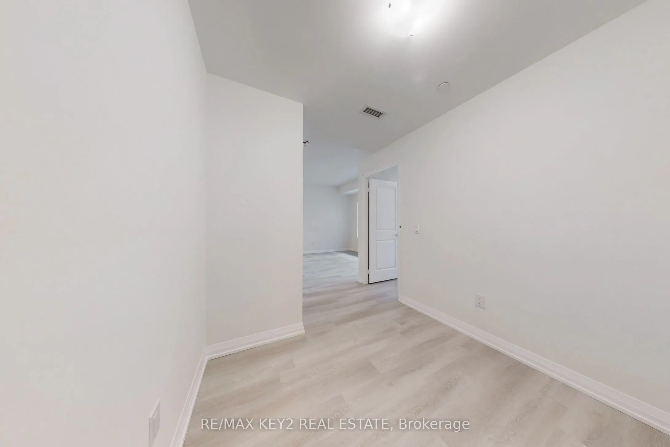 3270 Sheppard Avenue E, #427