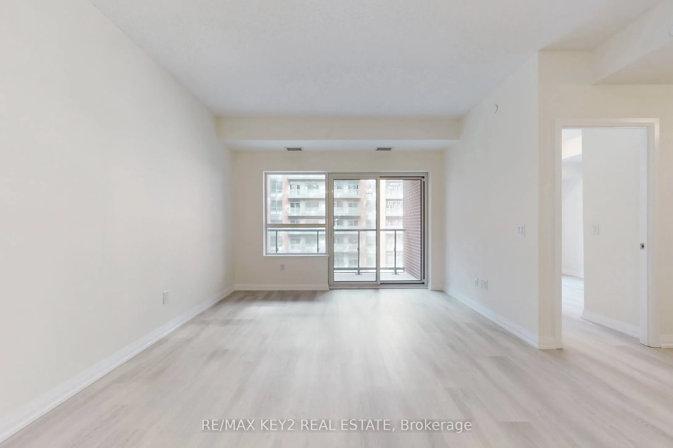 3270 Sheppard Avenue E, #427