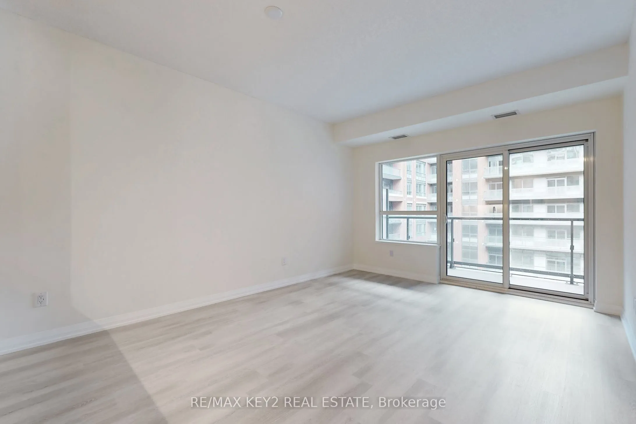 3270 Sheppard Avenue E, #427