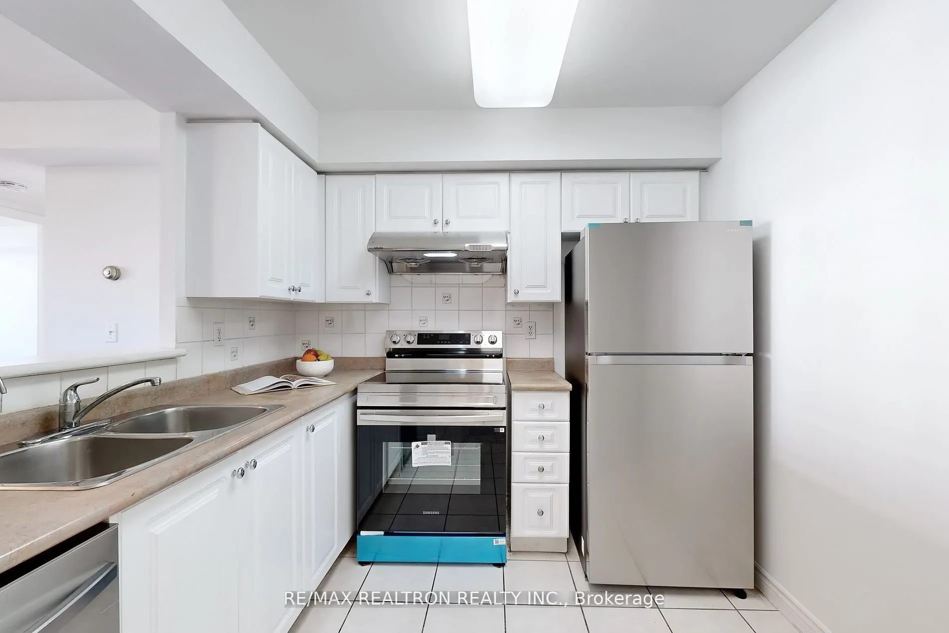 5039 Finch Avenue E, #1113