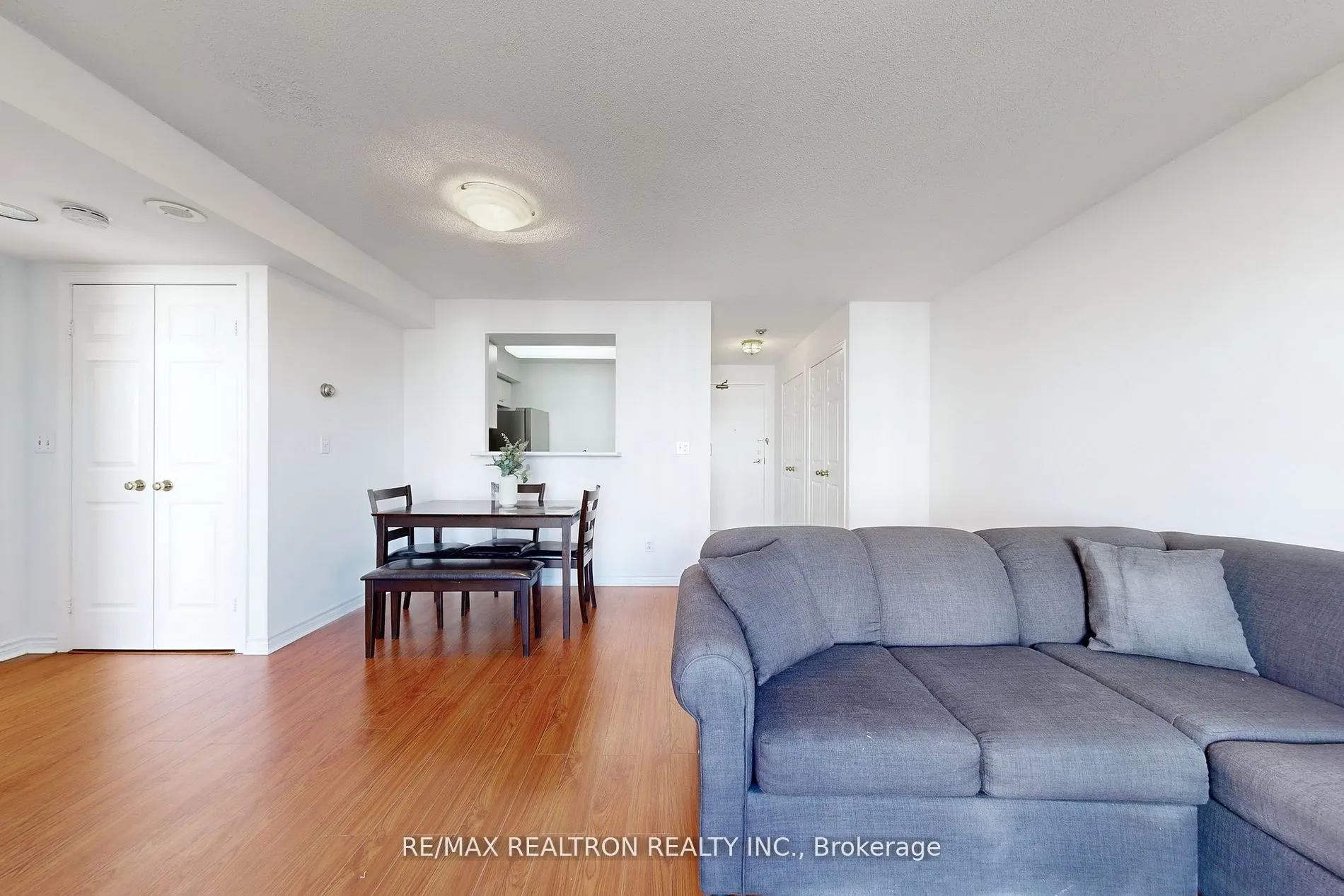 5039 Finch Avenue E, #1113