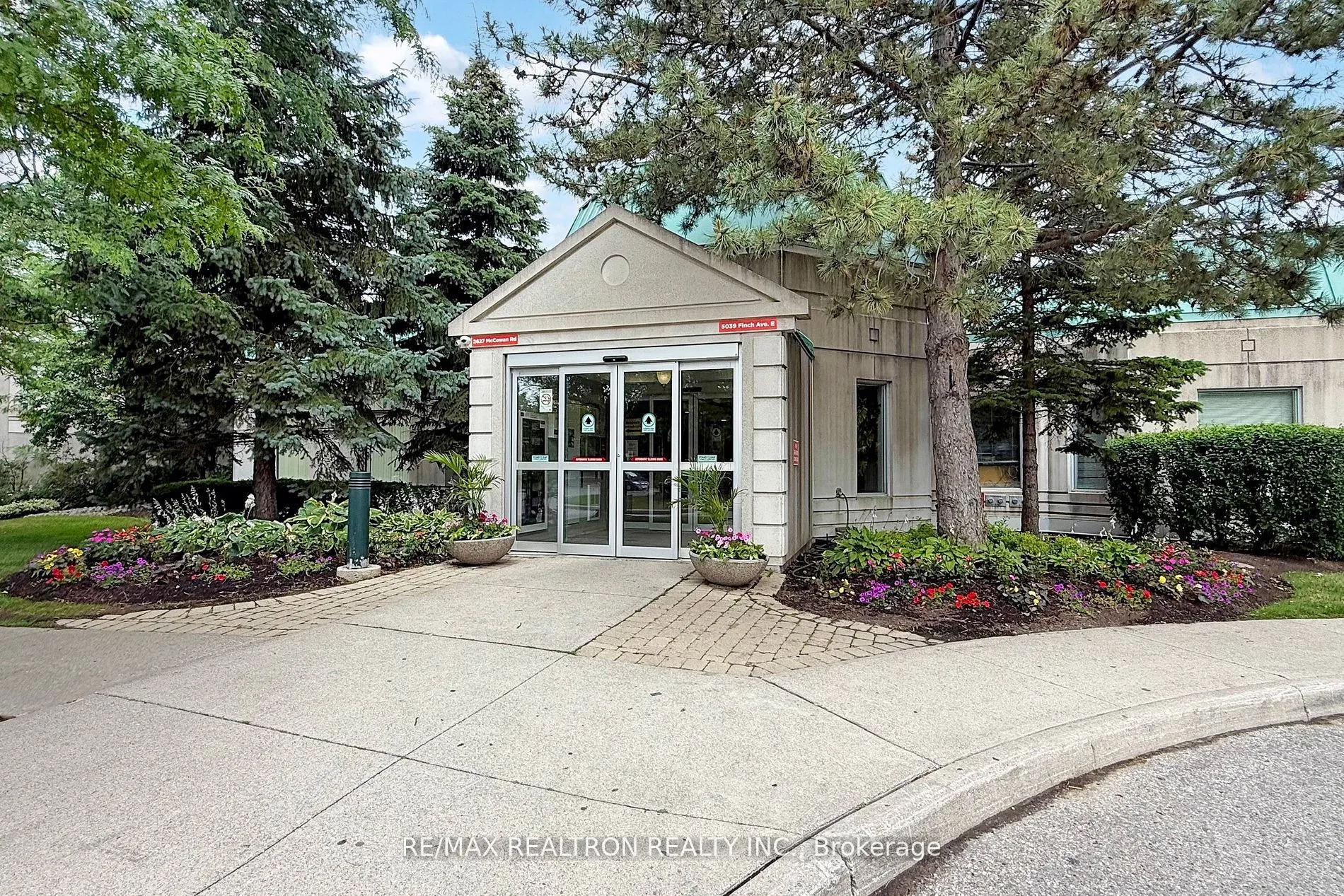 5039 Finch Avenue E, #1113