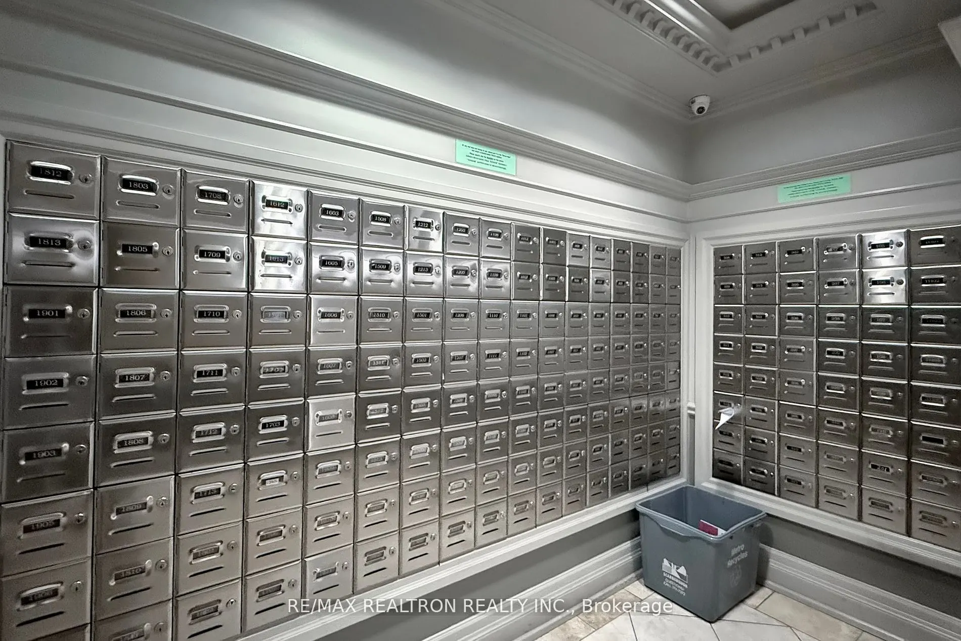 5039 Finch Avenue E, #1113