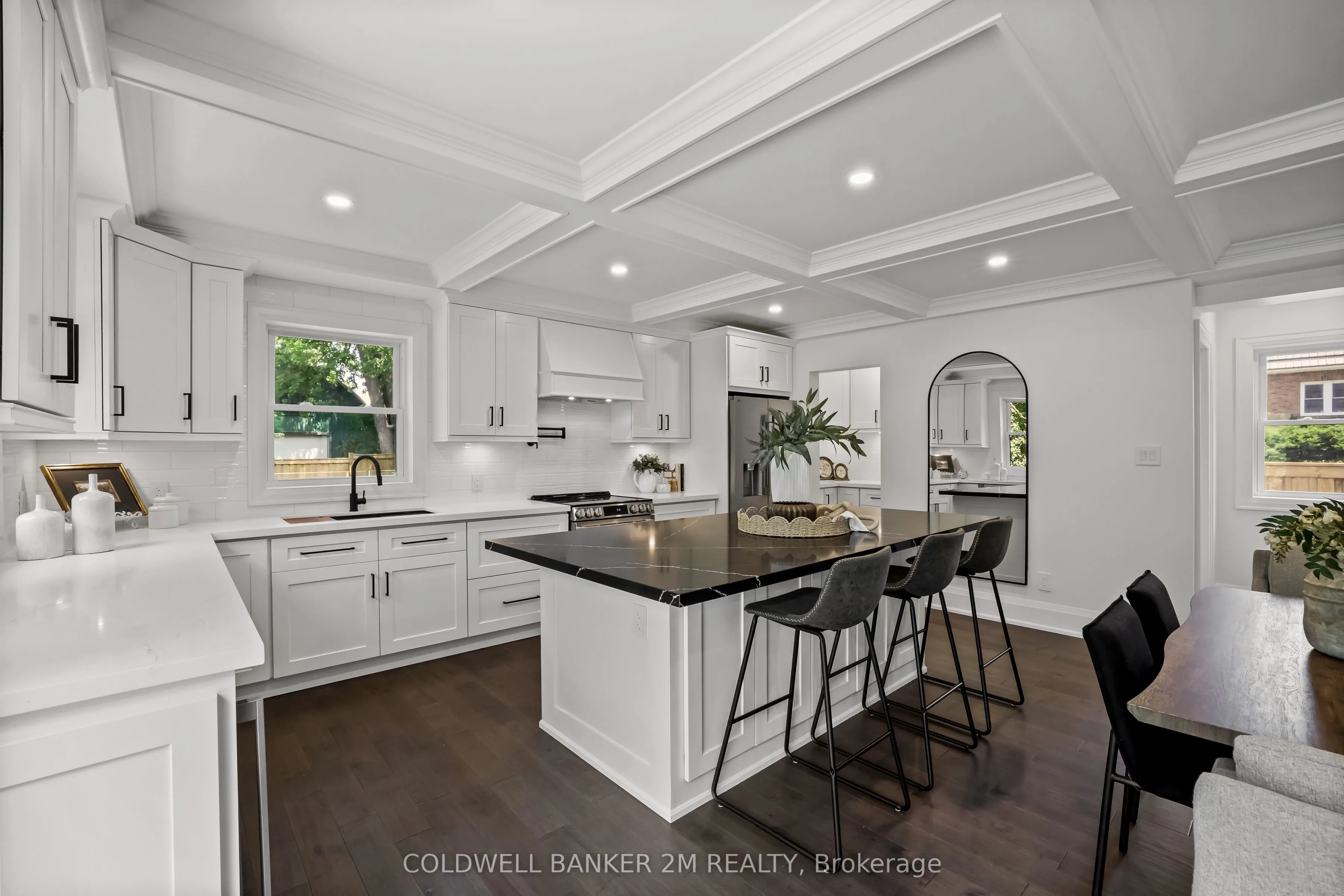 128 Buckingham Avenue