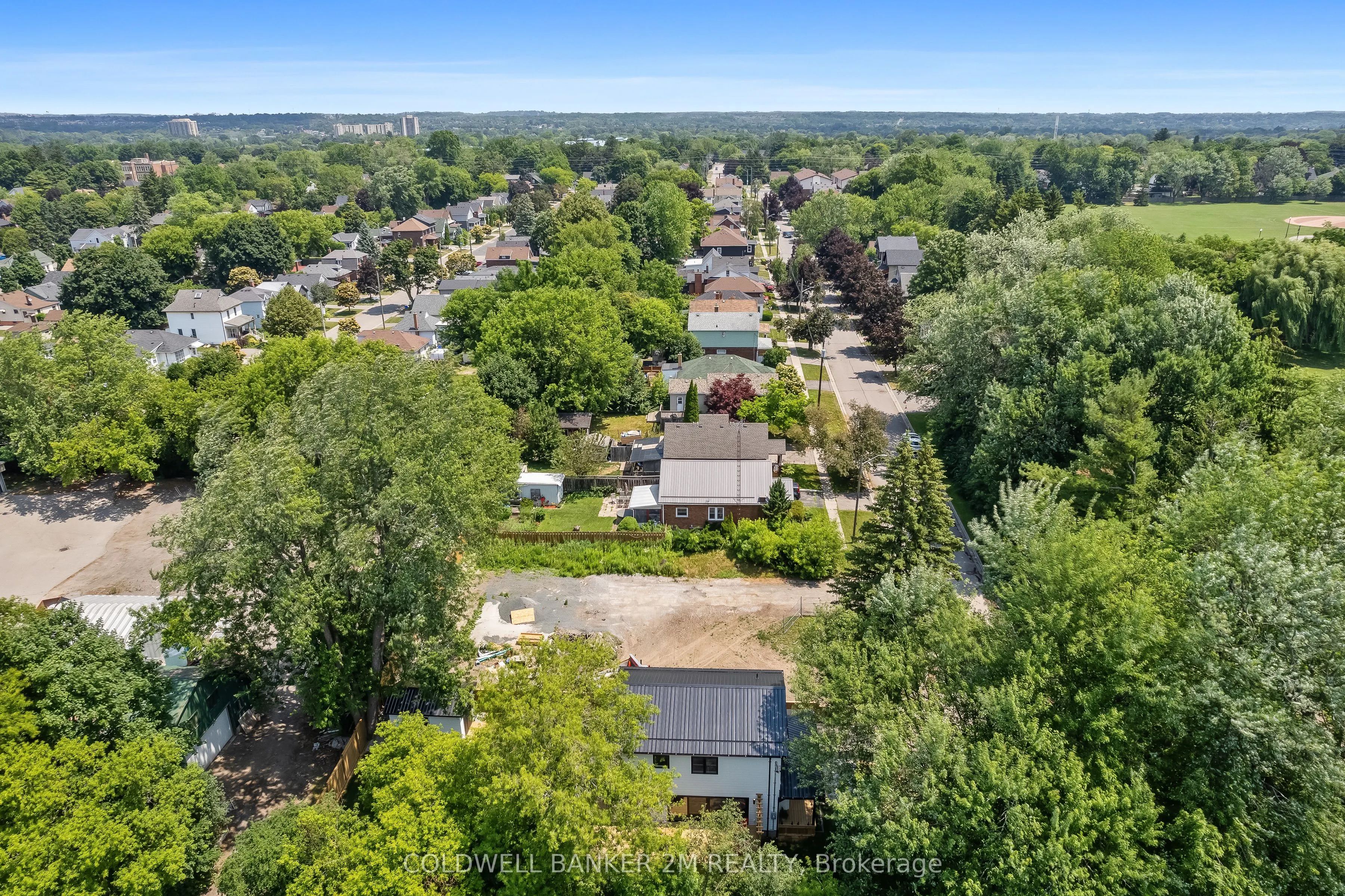 128 Buckingham Avenue