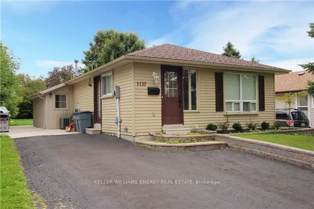 1137 Norman Crescent, #Lower