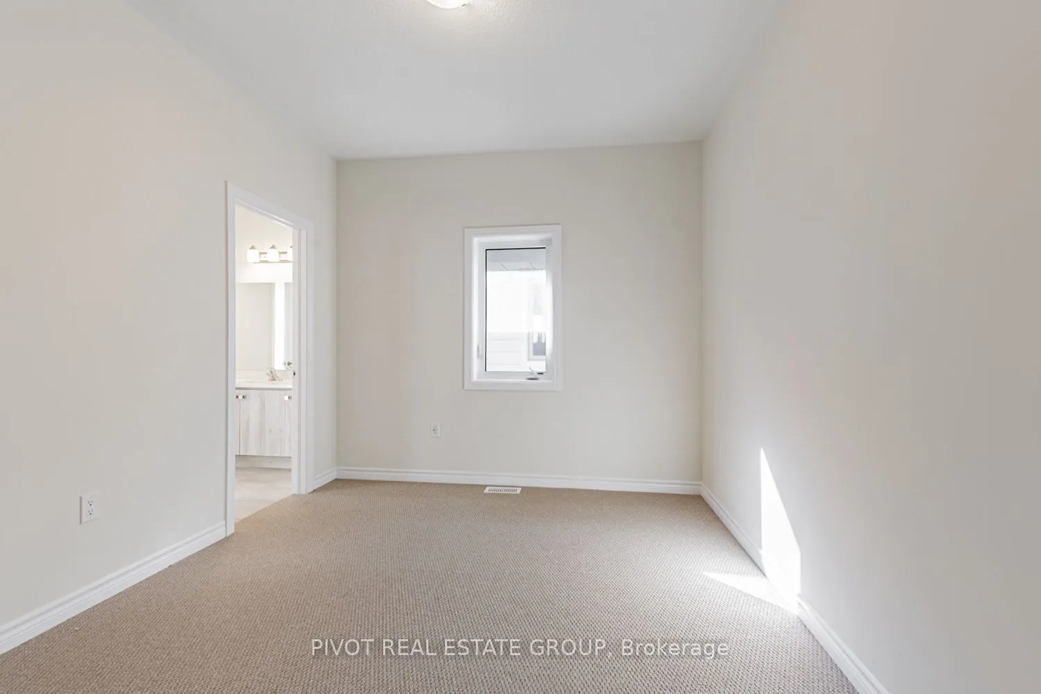 12 Waterfront Crescent