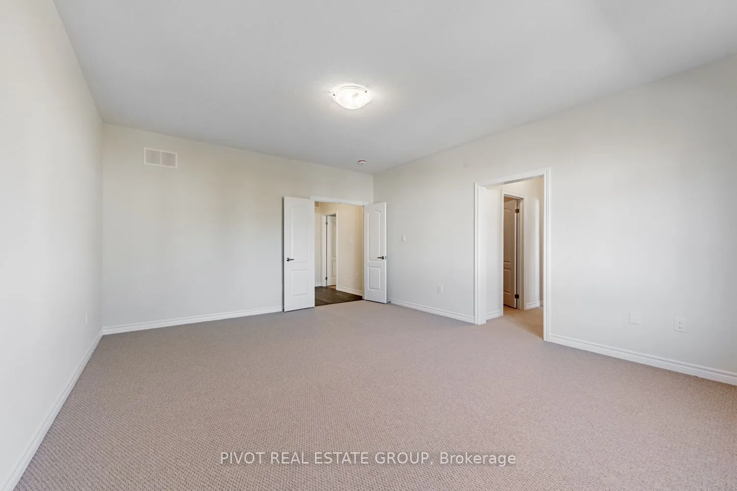 12 Waterfront Crescent