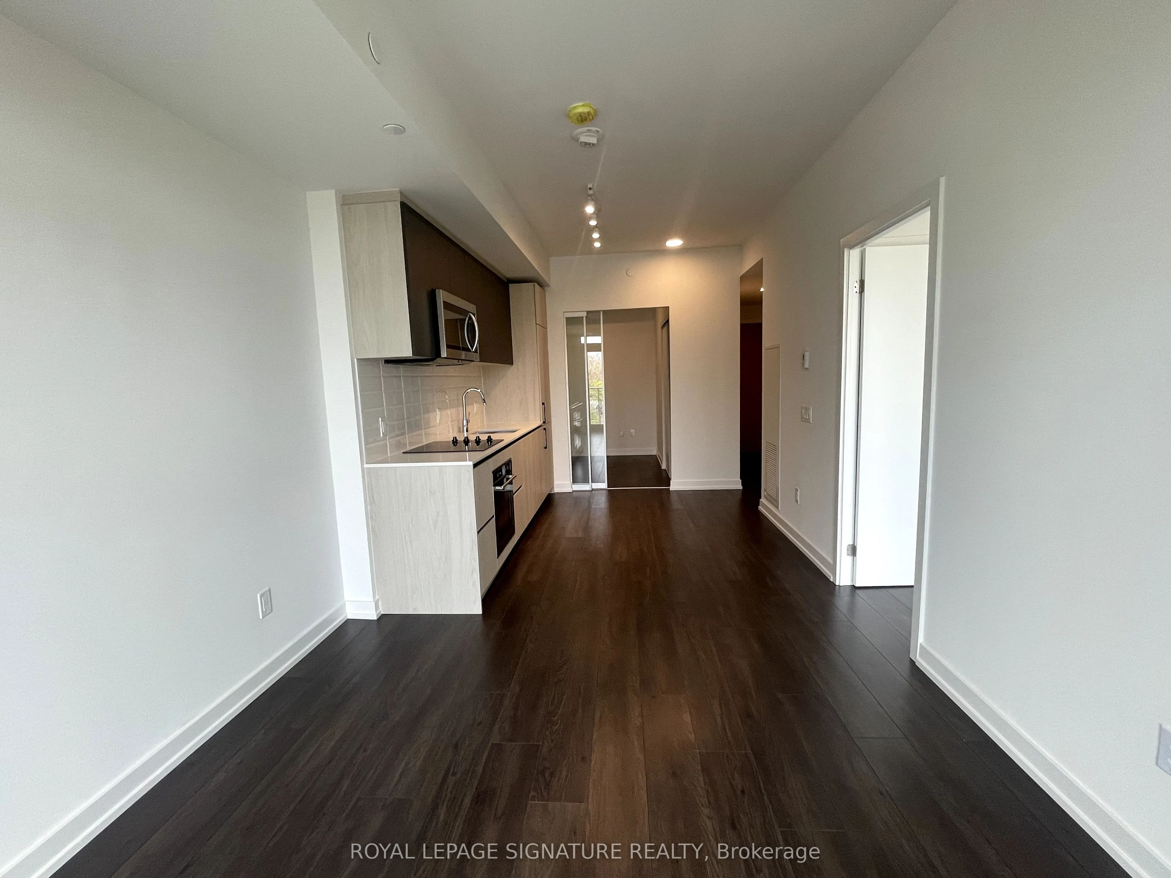 150 Logan Avenue, #512