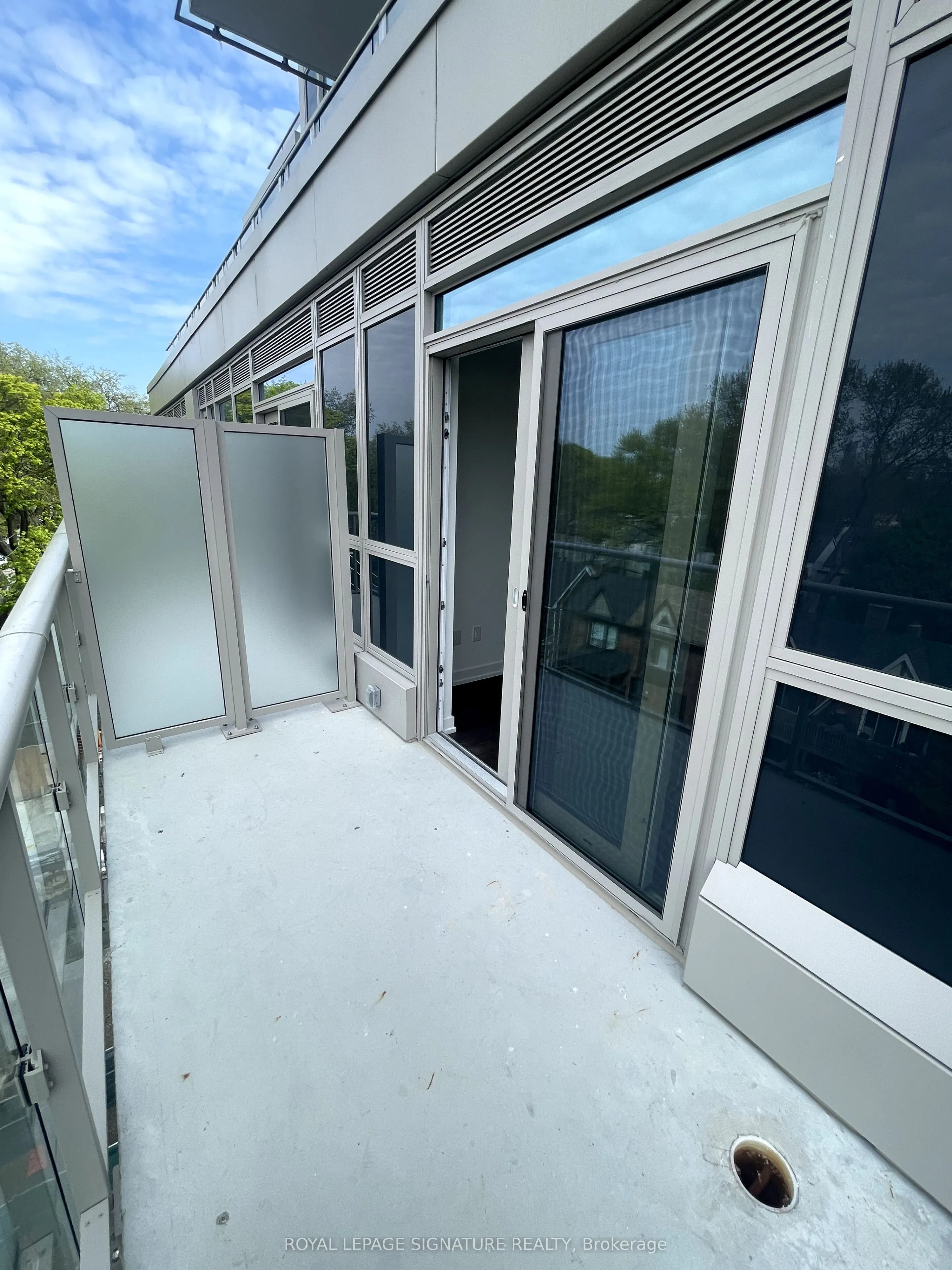 150 Logan Avenue, #512