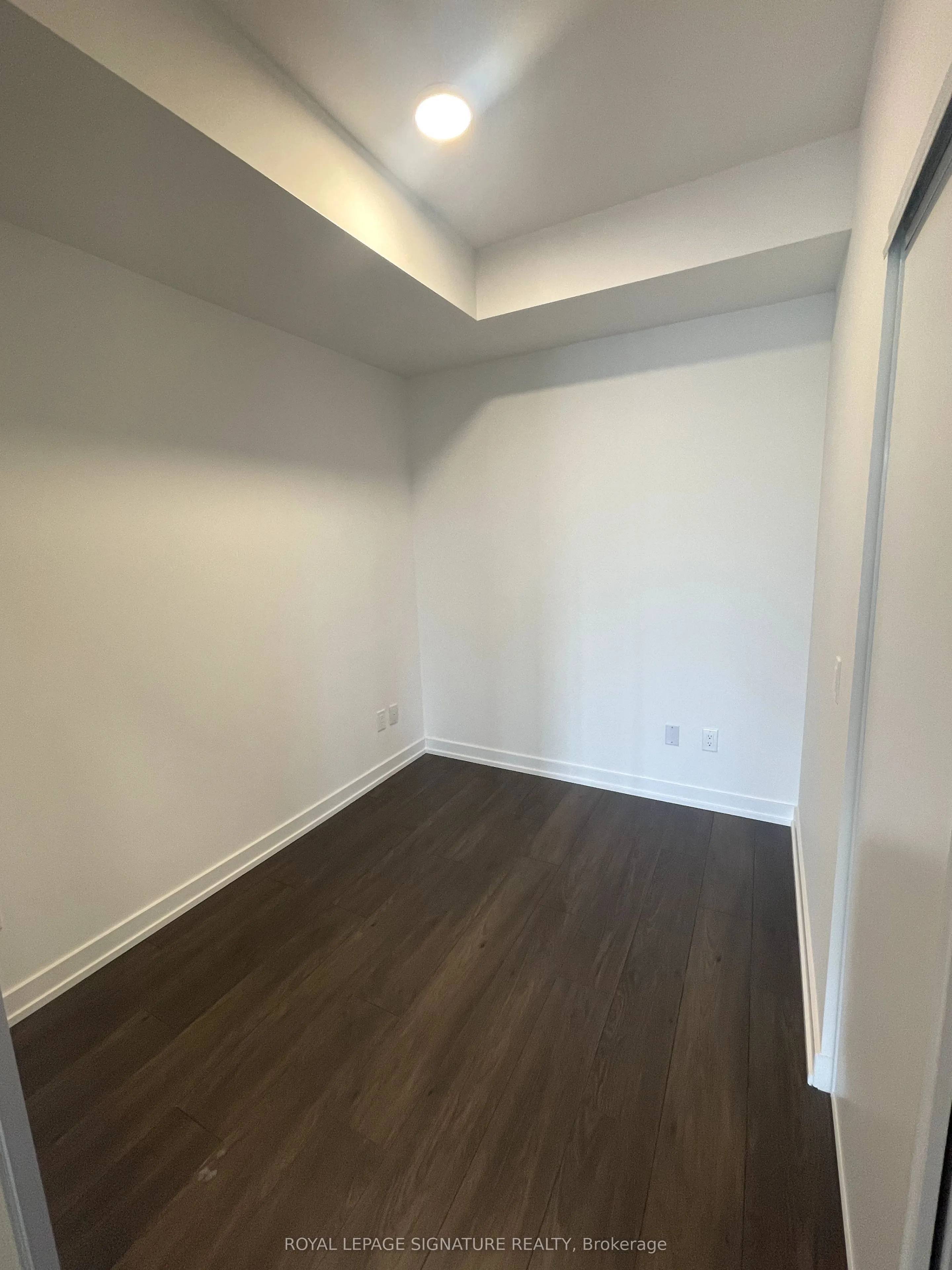 150 Logan Avenue, #512