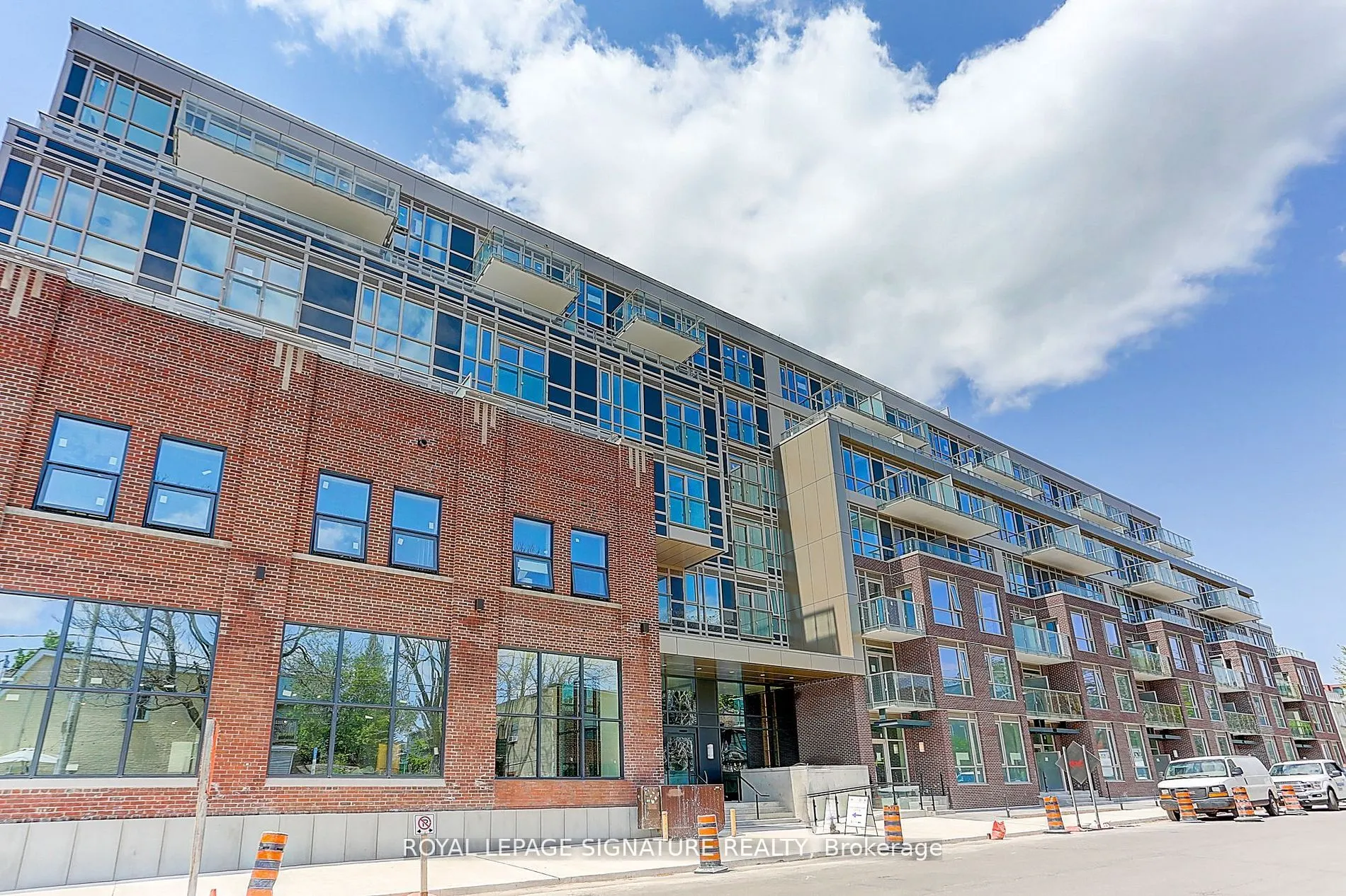 150 Logan Avenue, #512