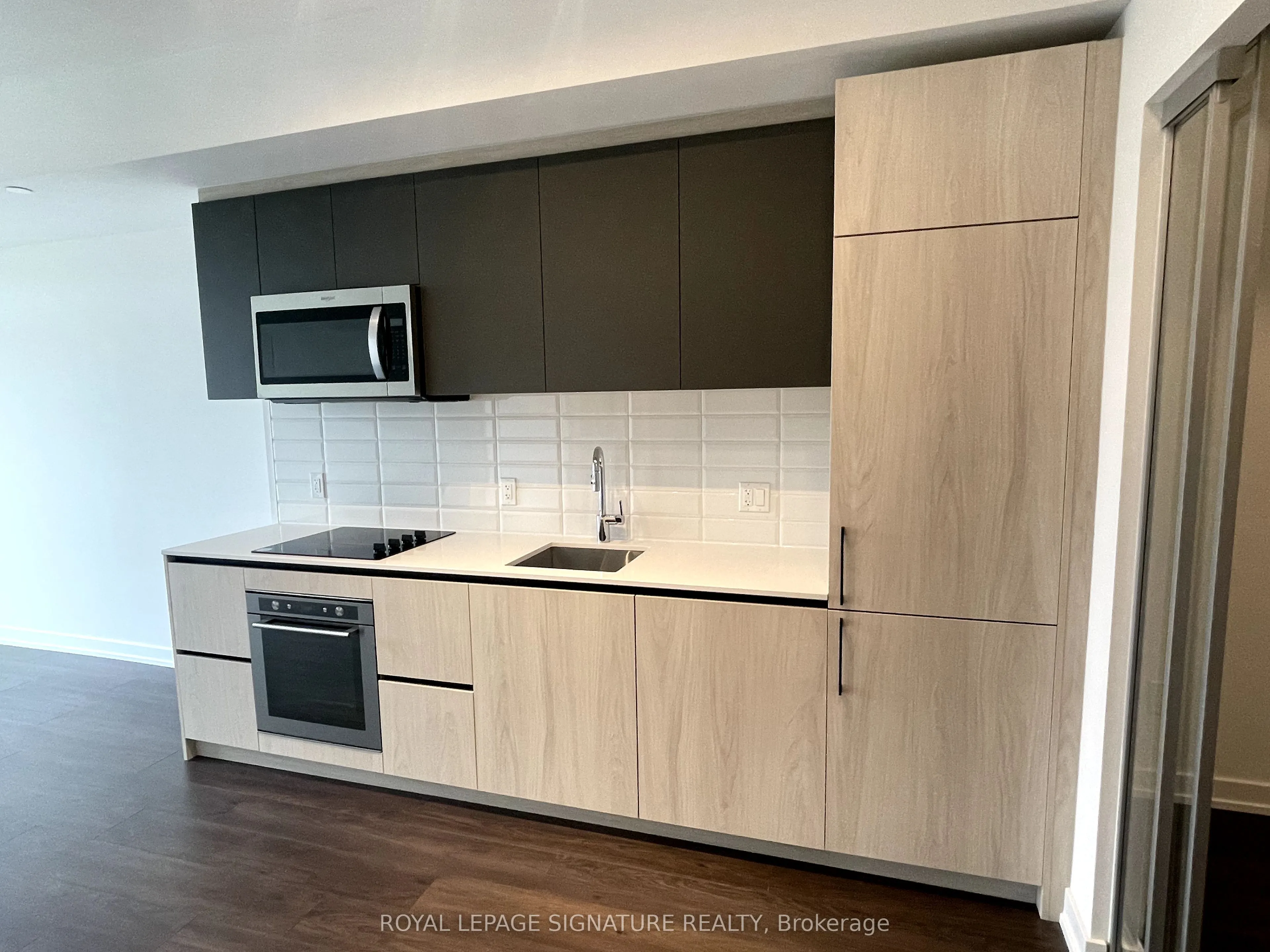 150 Logan Avenue, #512