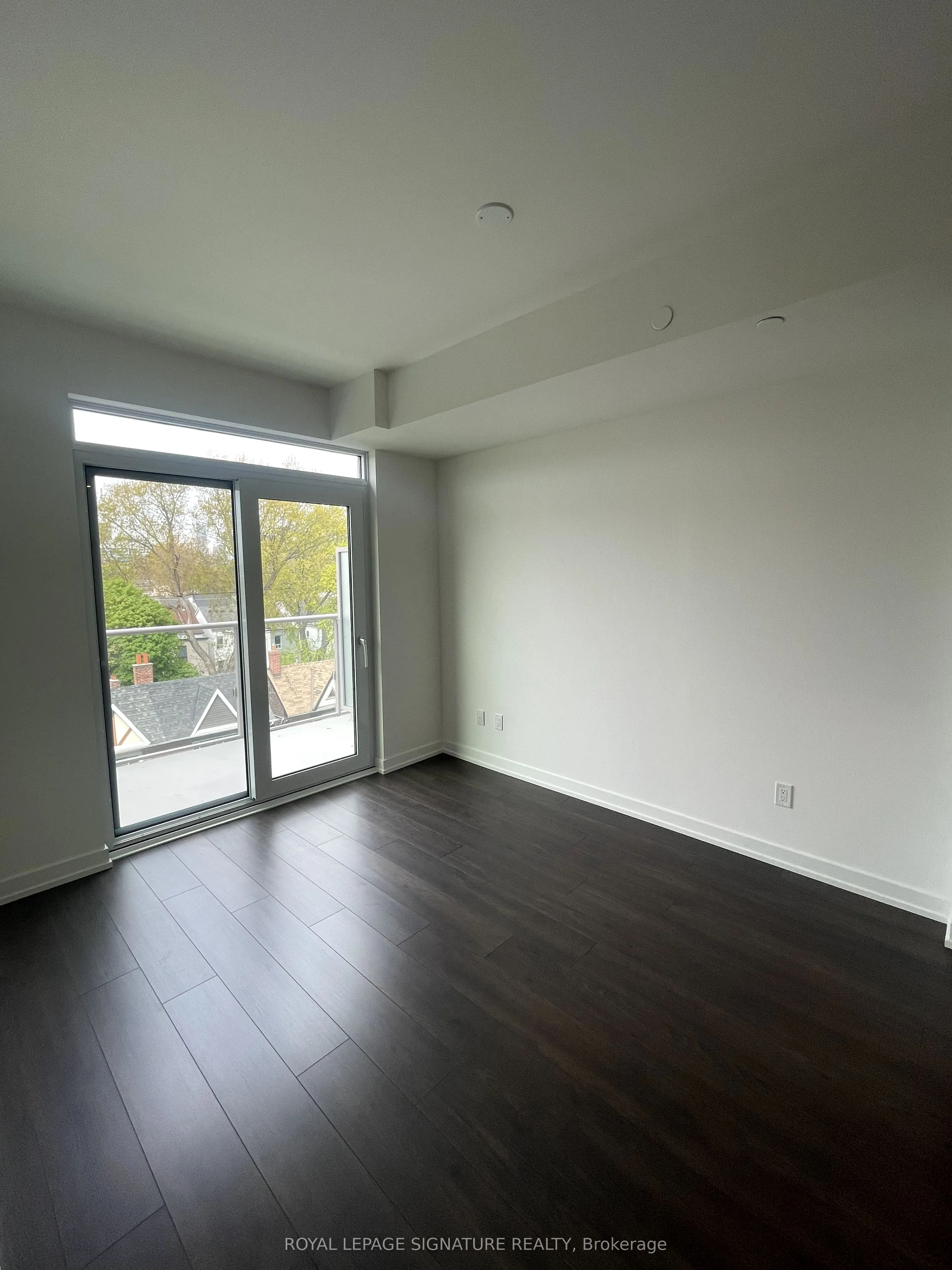 150 Logan Avenue, #512