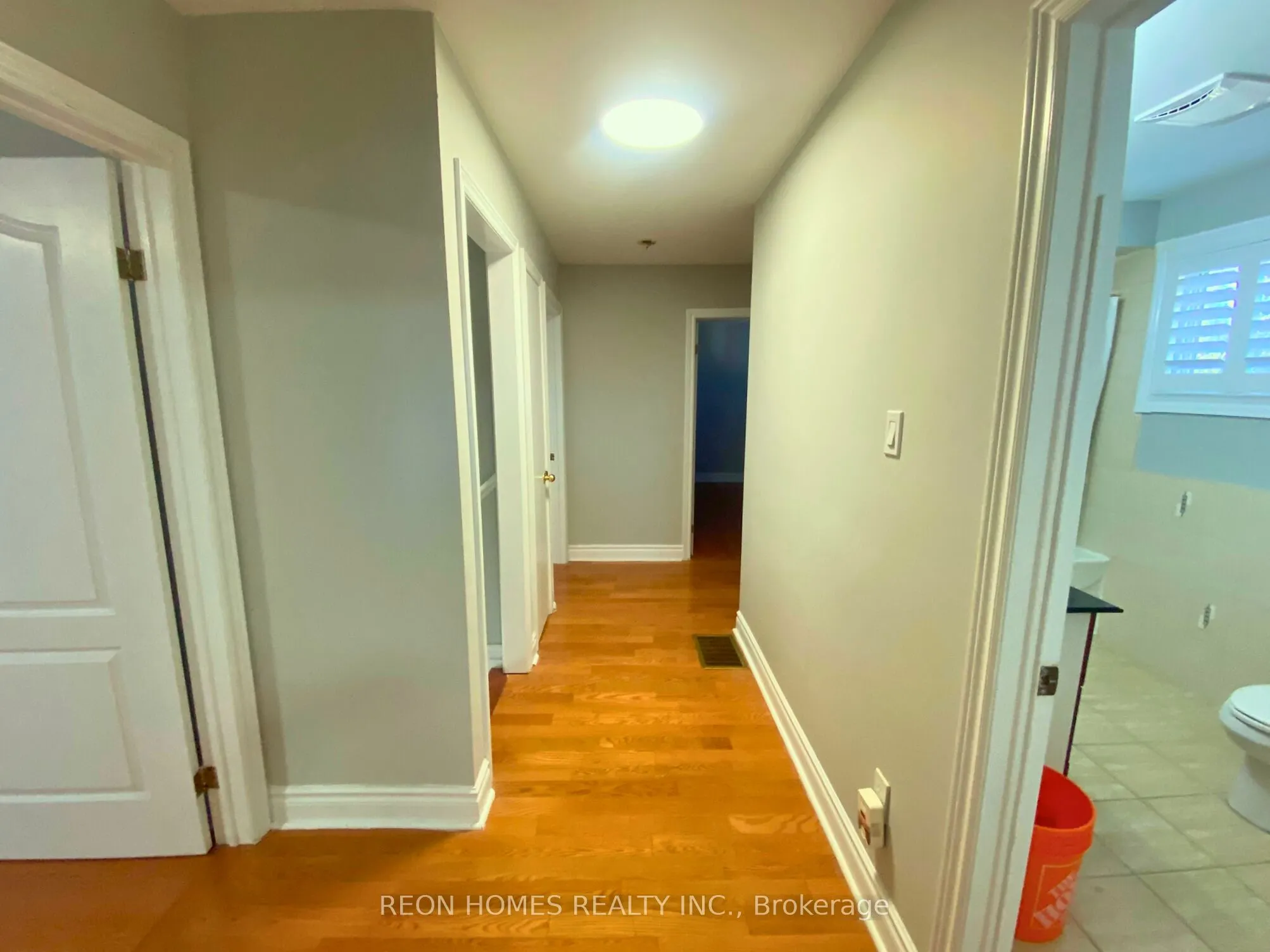 724 Sheppard Avenue, #(Main)