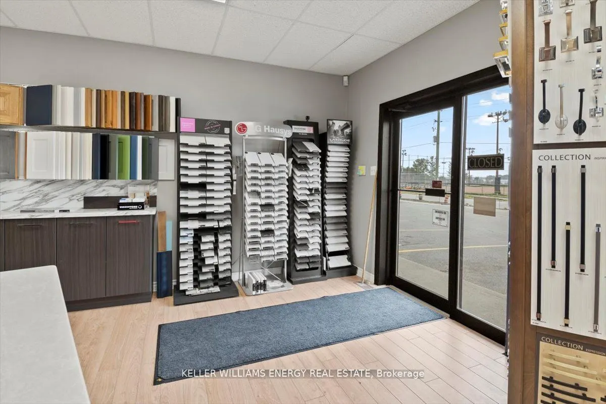 48 Water Street, #Main Floor