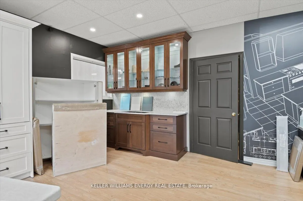 48 Water Street, #Main Floor