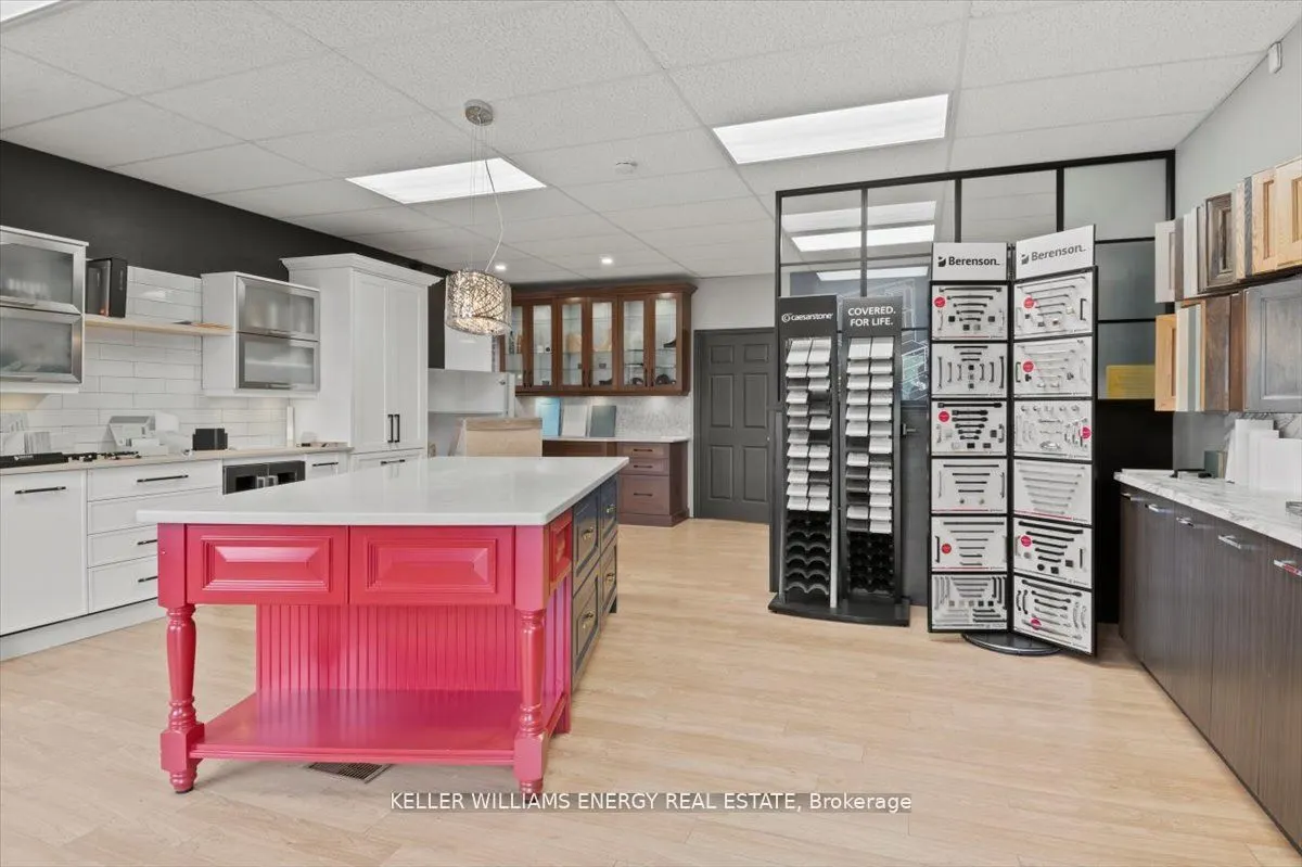 48 Water Street, #Main Floor