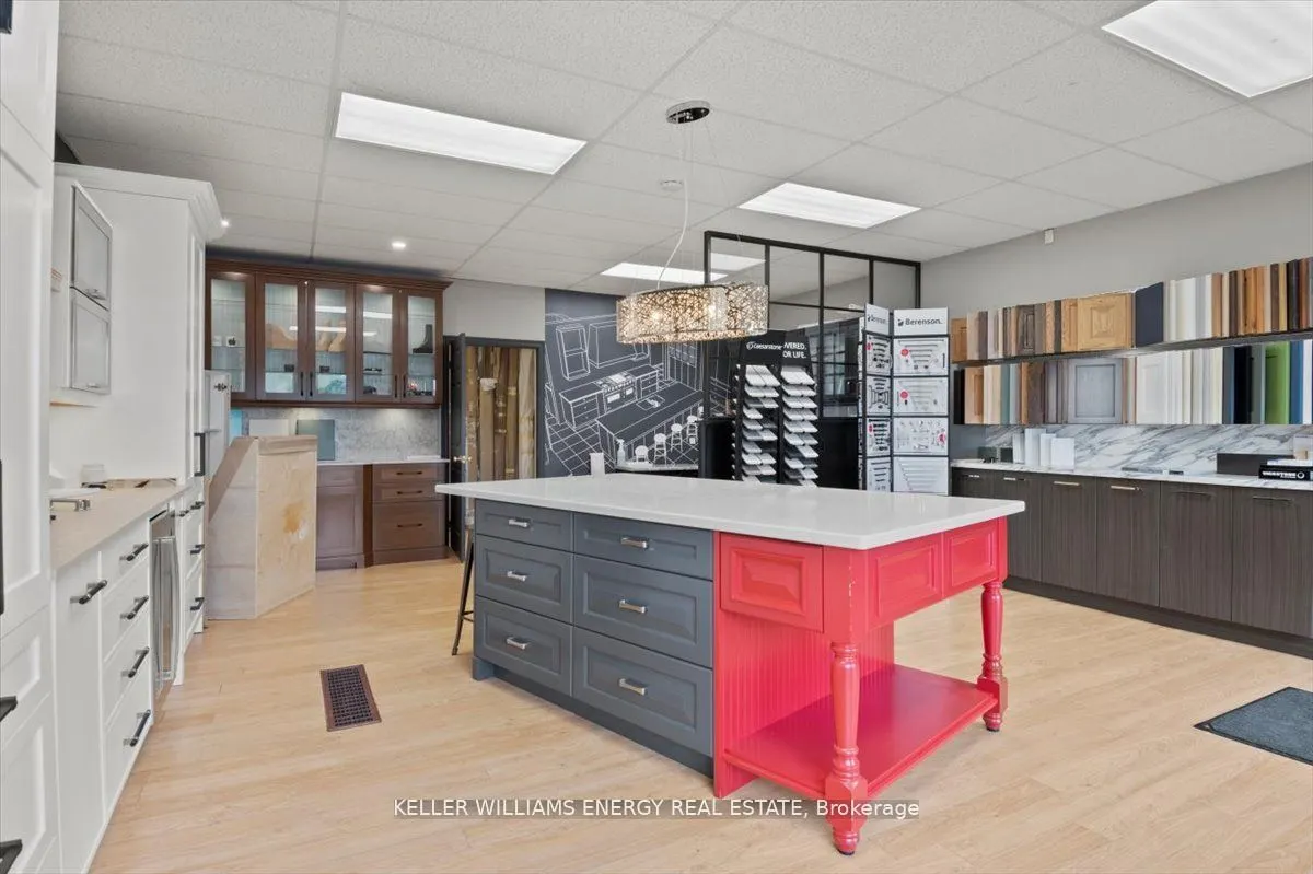 48 Water Street, #Main Floor