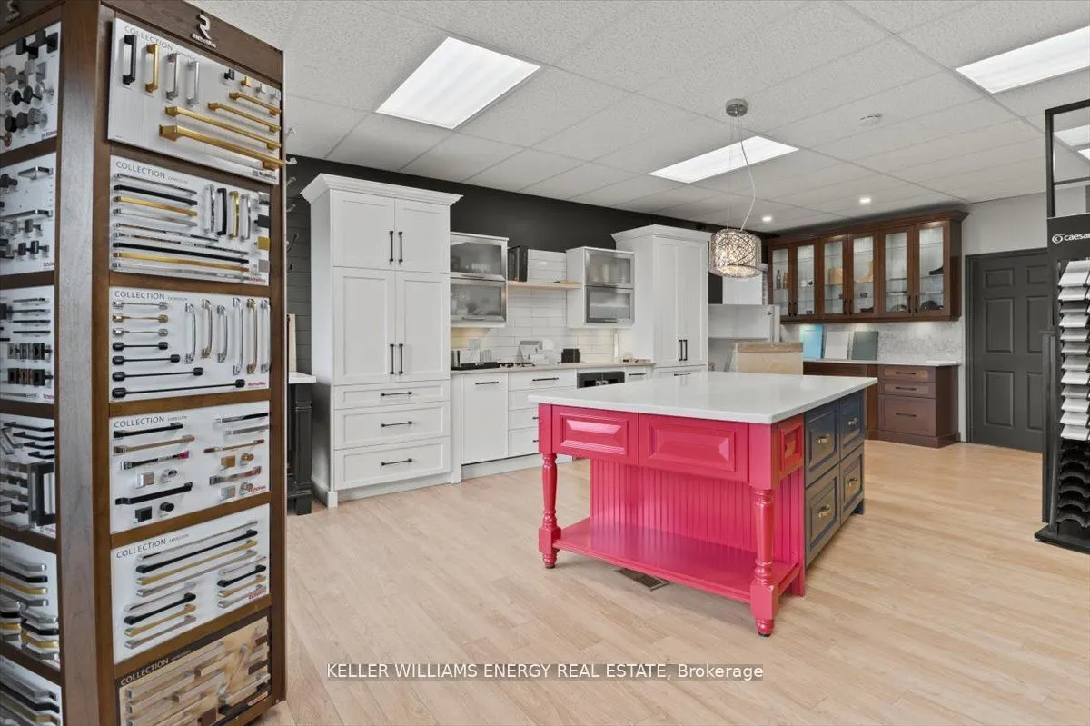 48 Water Street, #Main Floor