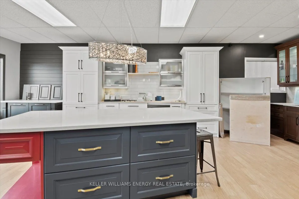 48 Water Street, #Main Floor