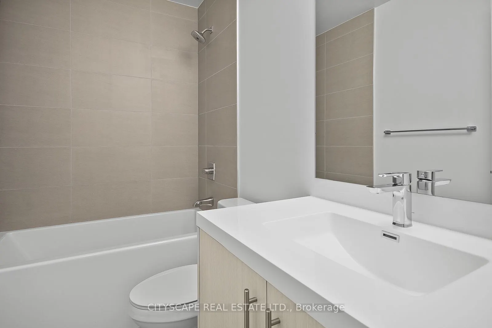 286 Main Street, #311