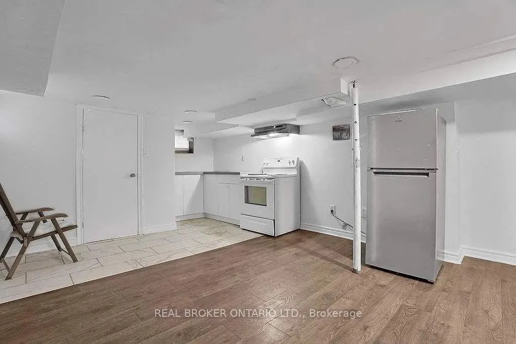 210 Mary Street N, #Bsmt