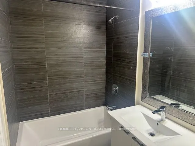 2152 Lawrence Avenue E, #903