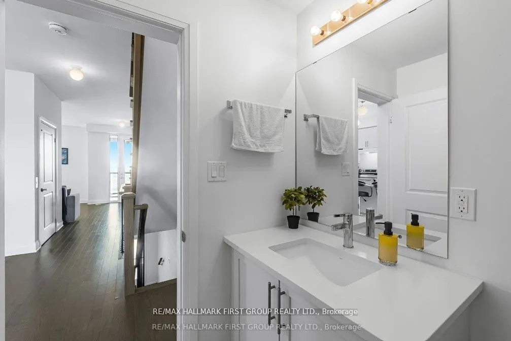 835 Port Darlington Road