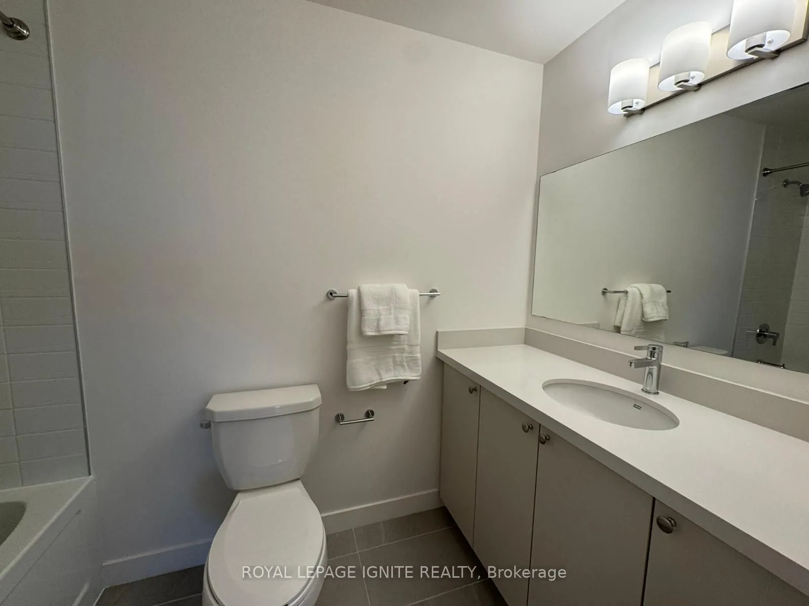 55 Clarington Boulevard, #1103