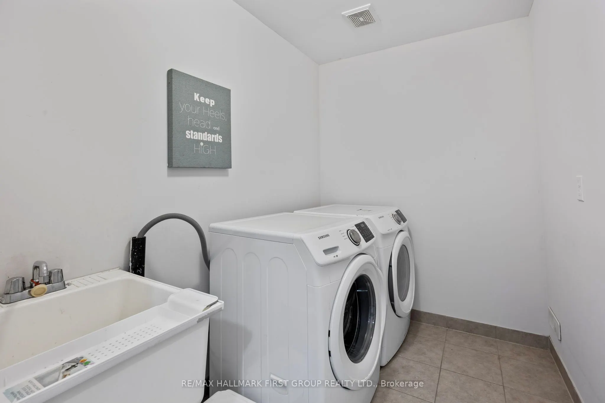 173 Windfields Farm Drive W