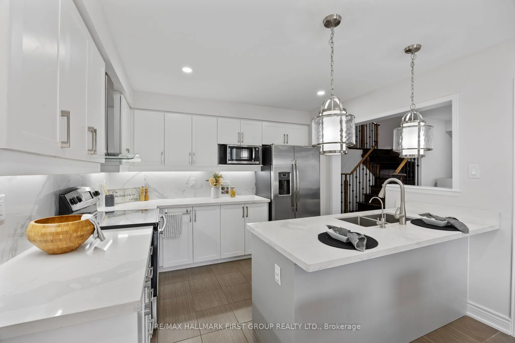 173 Windfields Farm Drive W