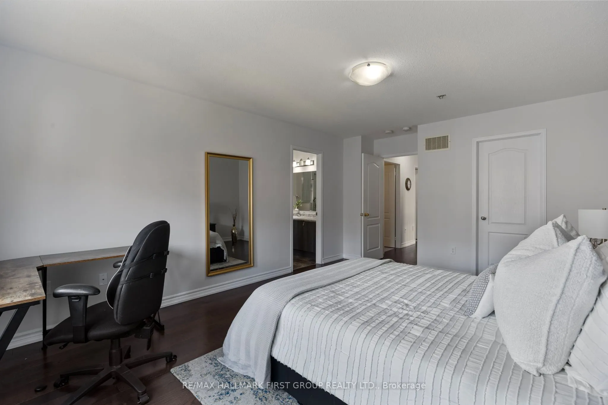 173 Windfields Farm Drive W