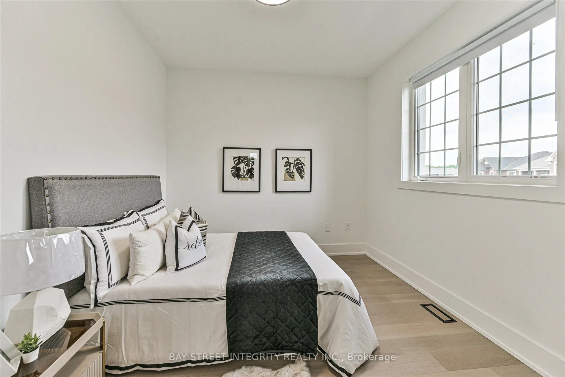 1553 Honey Locust Place