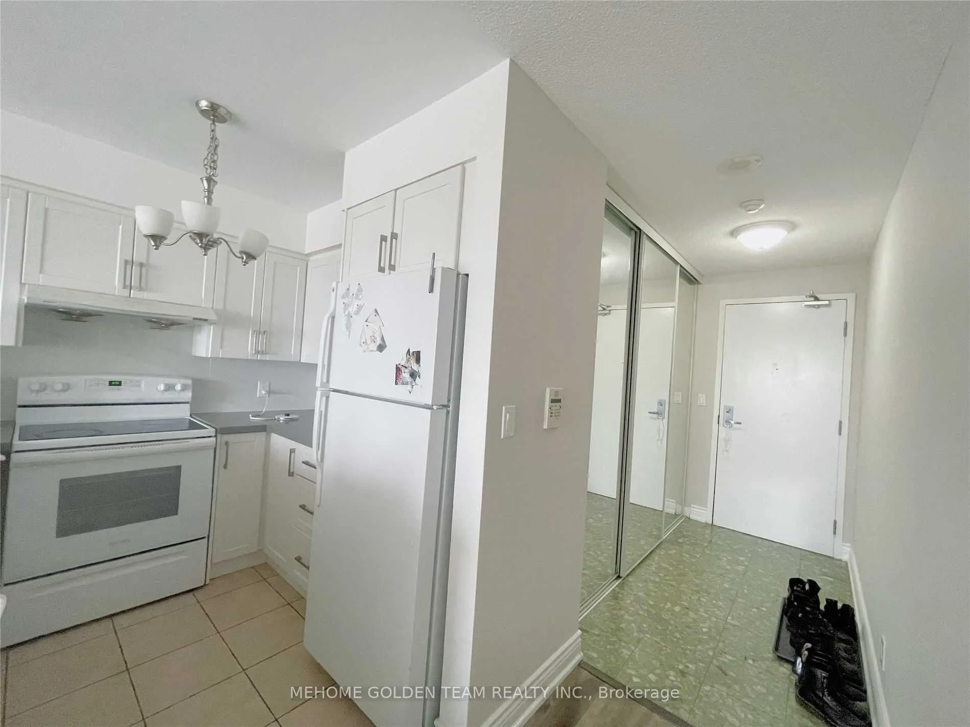 68 Grangeway Avenue, #1712