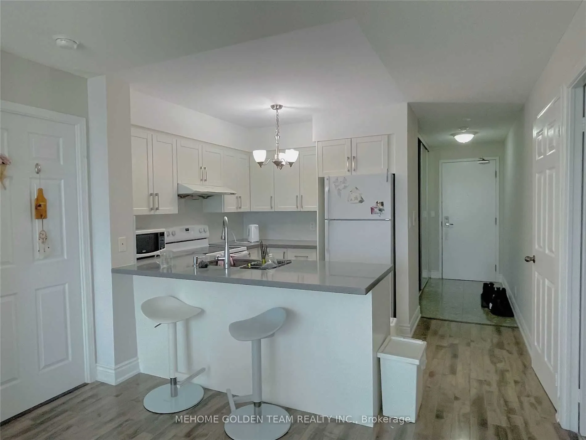 68 Grangeway Avenue, #1712