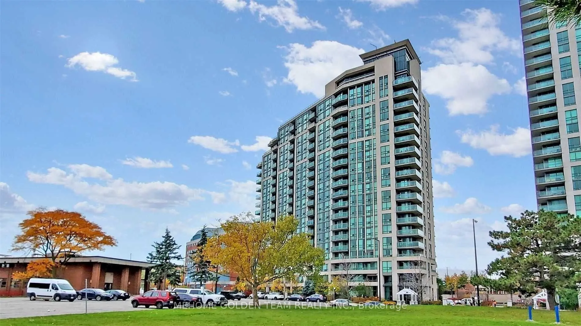 68 Grangeway Avenue, #1712