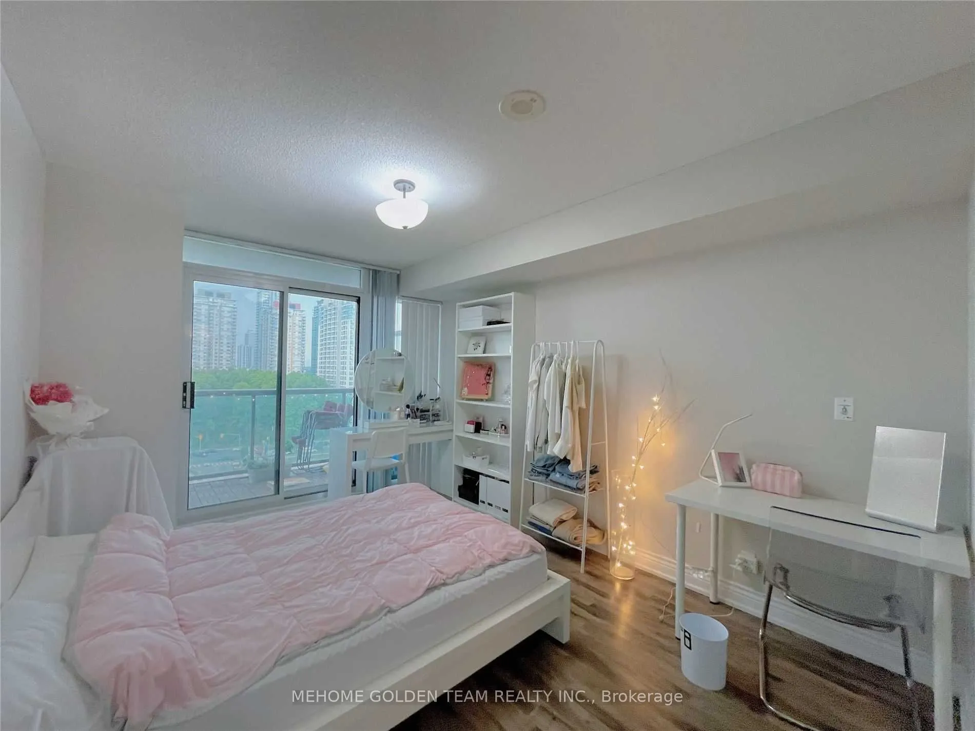 68 Grangeway Avenue, #1712