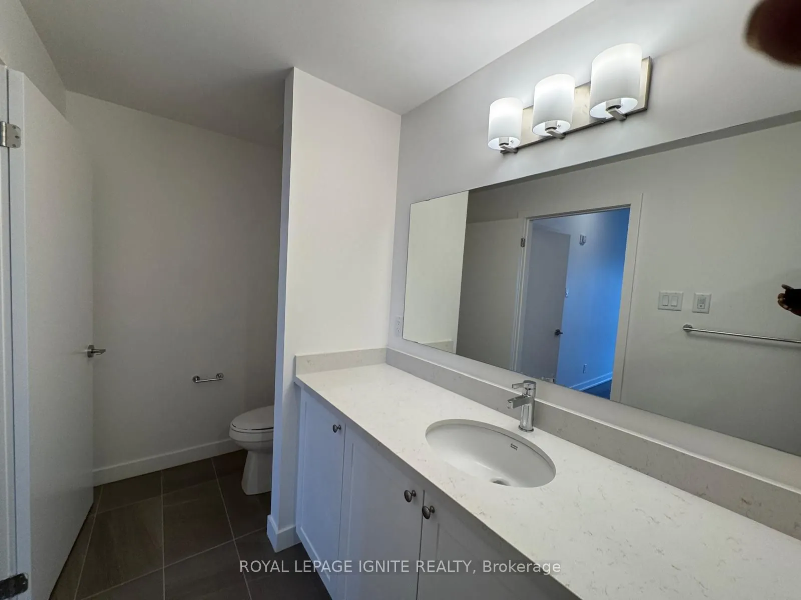 55 Clarington Boulevard, #1204