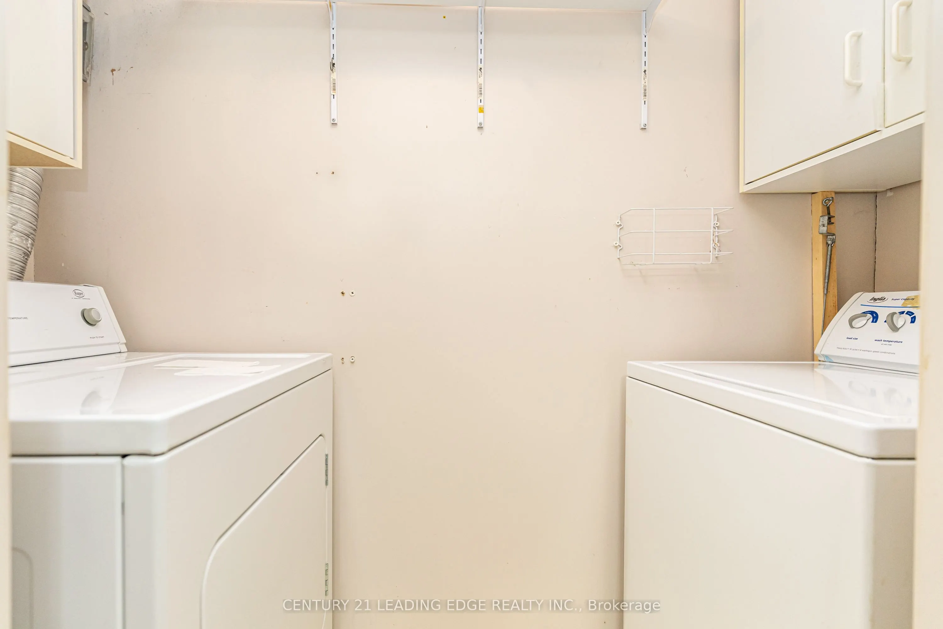 95 Wellington Street W, #301