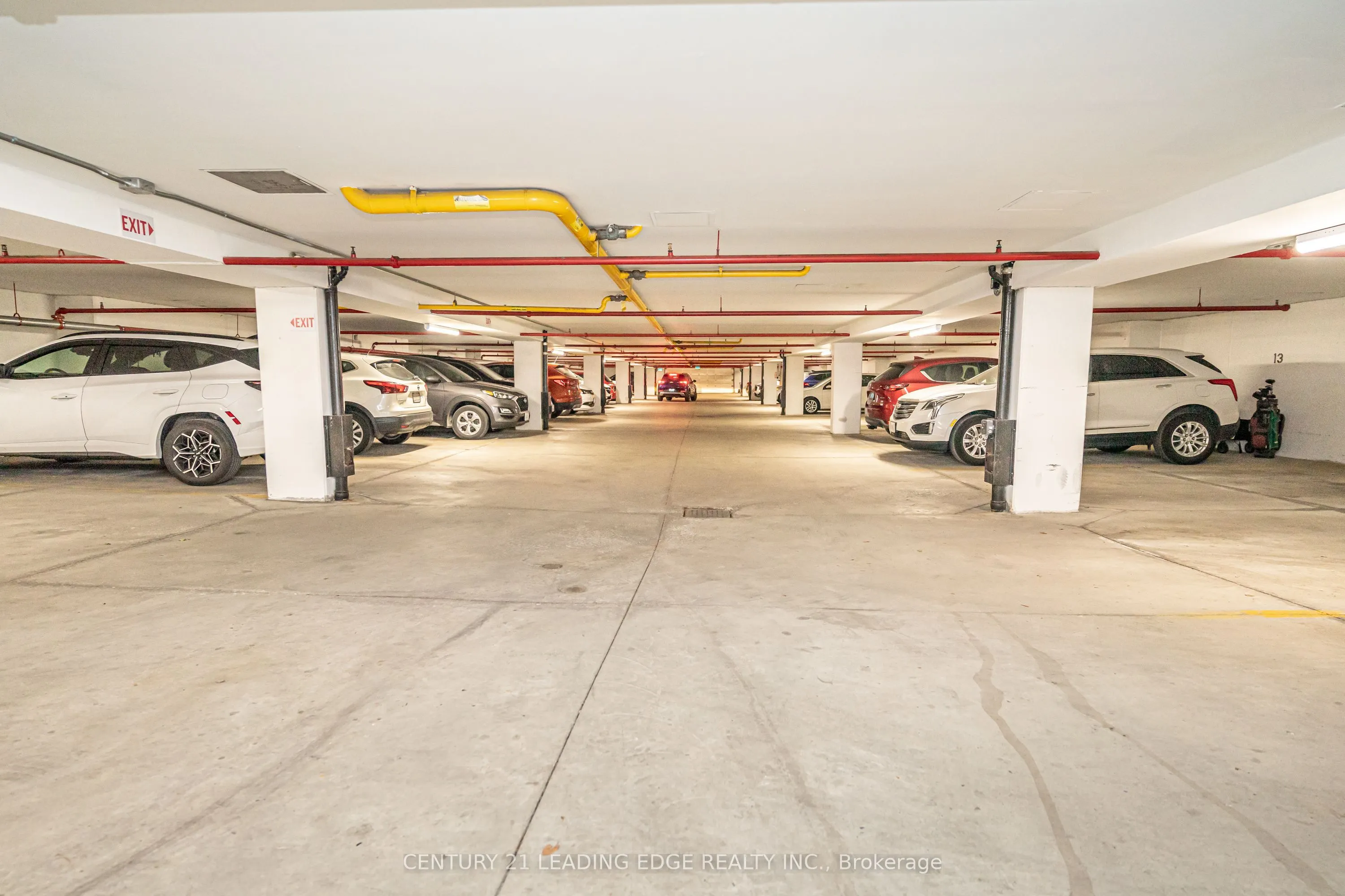 95 Wellington Street W, #301