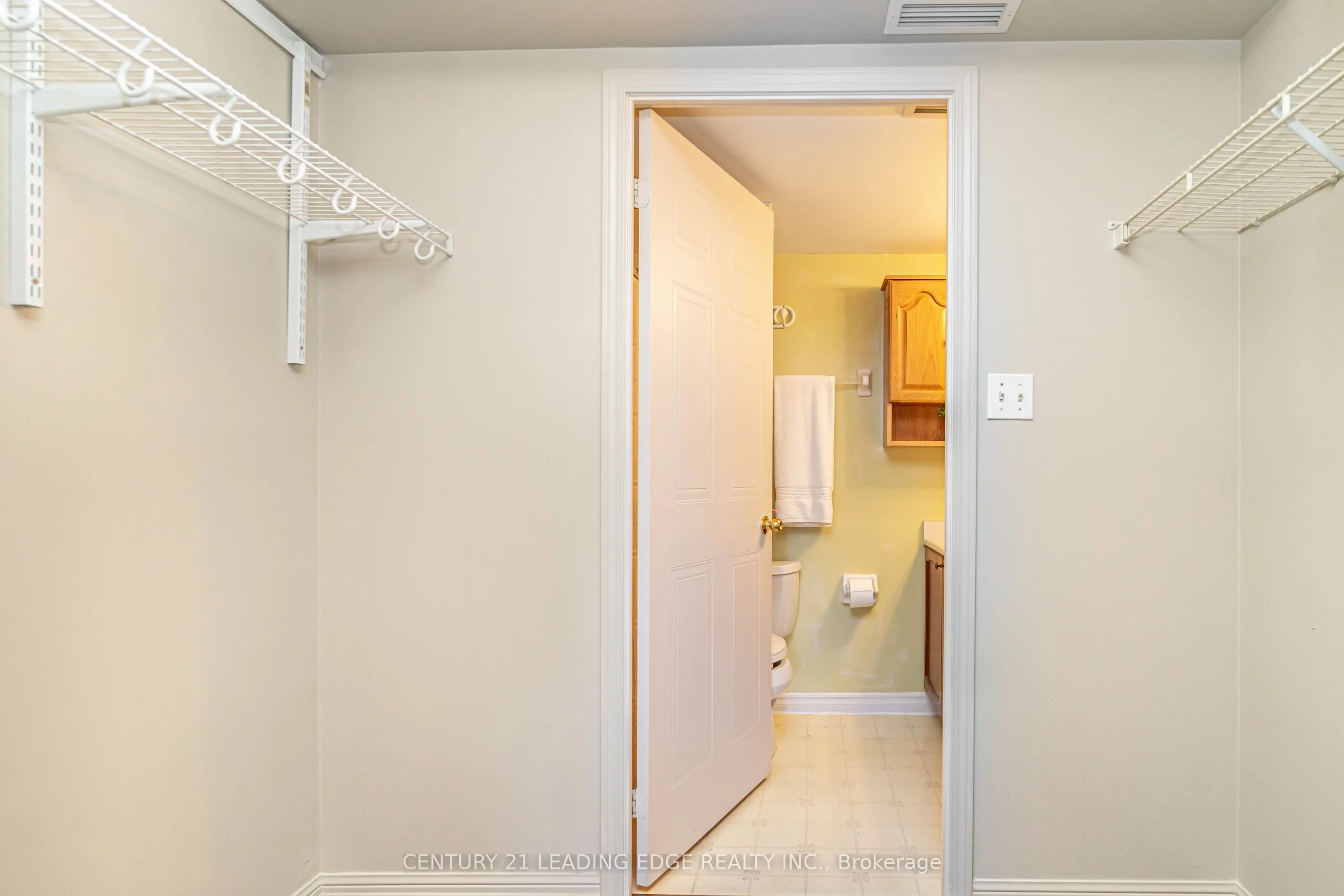 95 Wellington Street W, #301