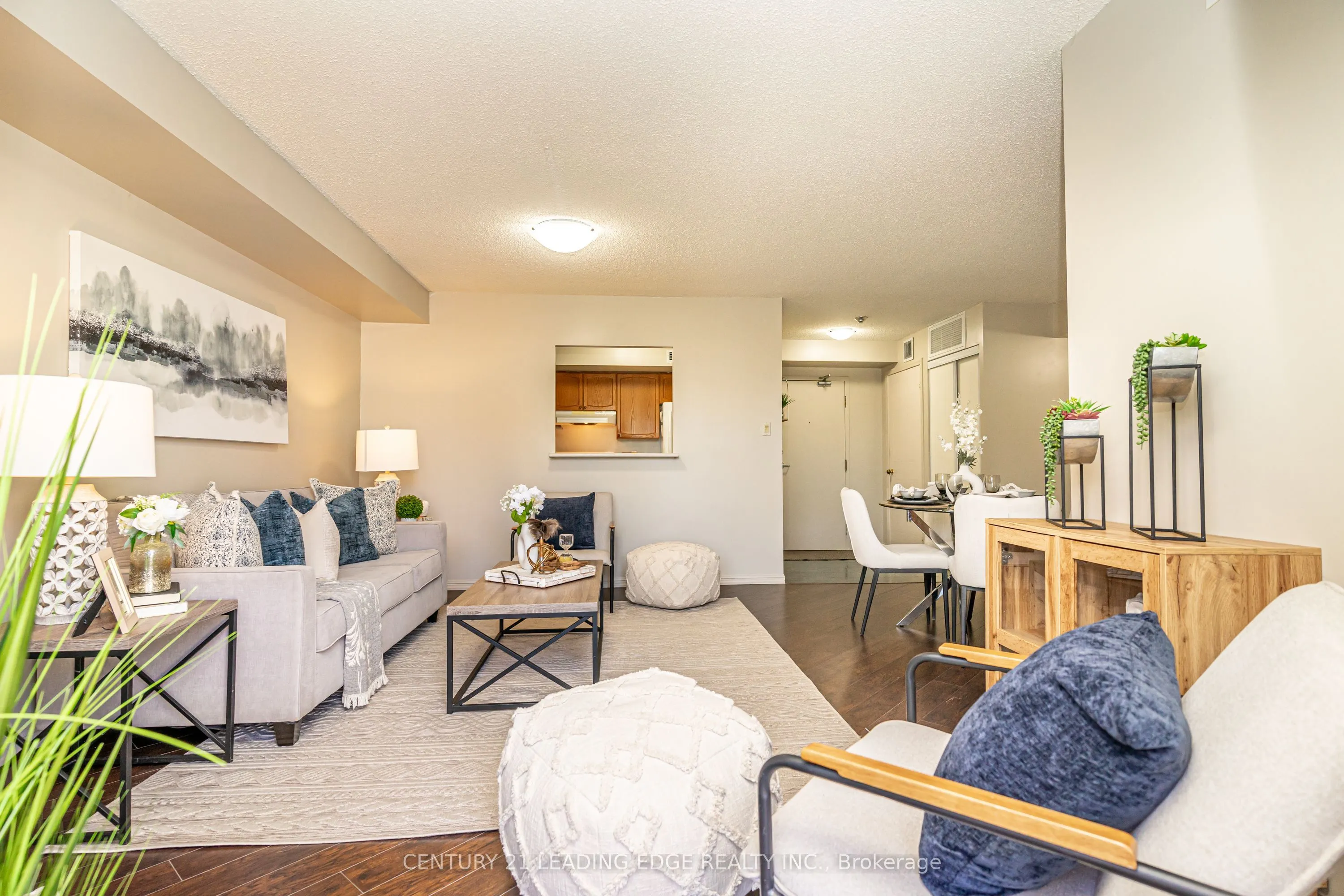 95 Wellington Street W, #301