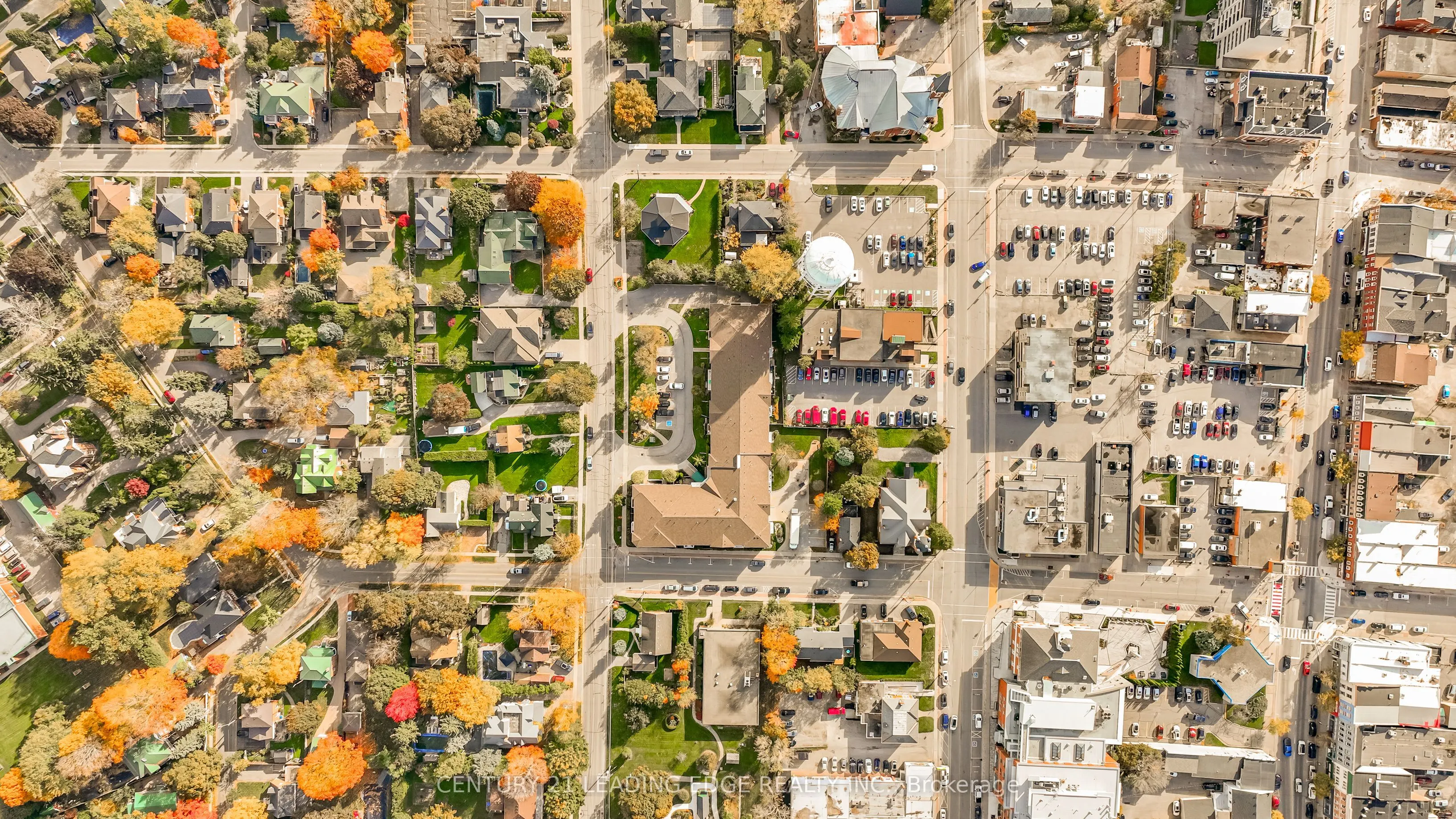 95 Wellington Street W, #301