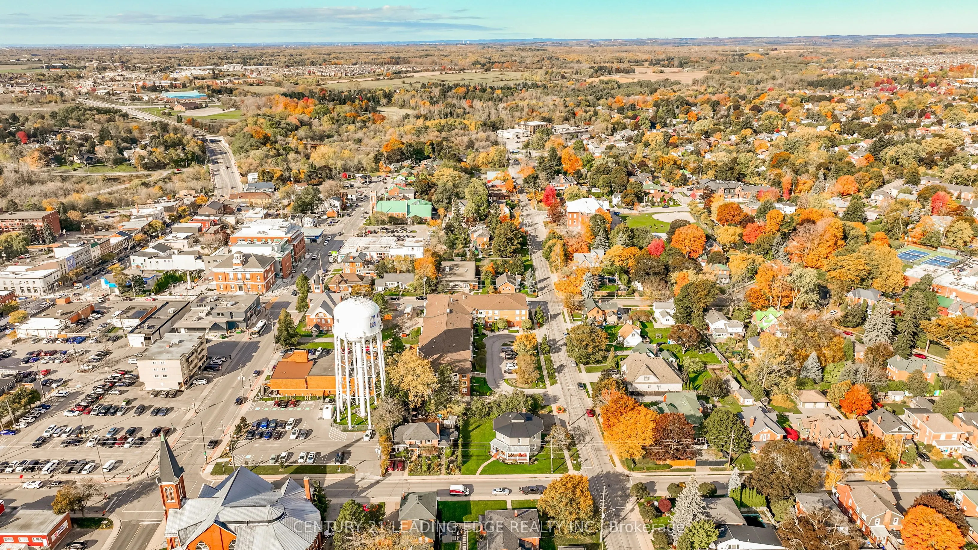 95 Wellington Street W, #301