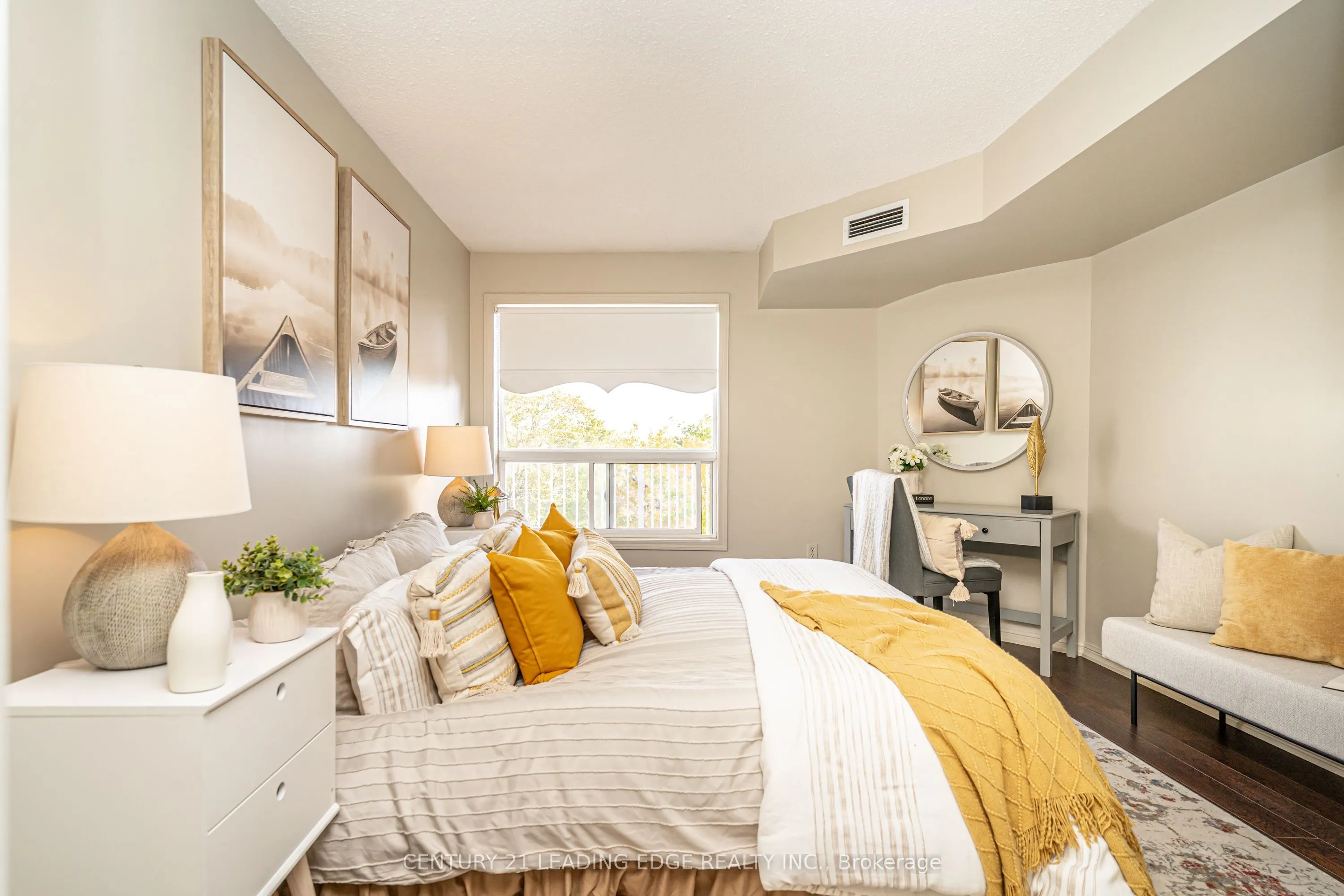 95 Wellington Street W, #301