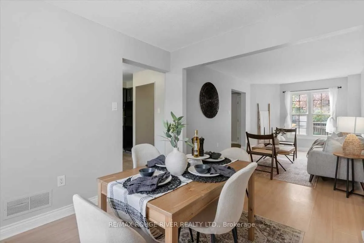 7 Inglis Avenue, #Main