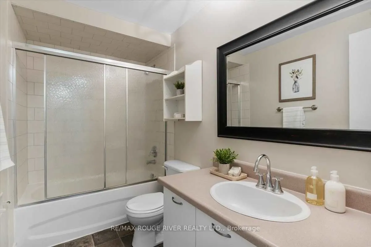 7 Inglis Avenue, #Main