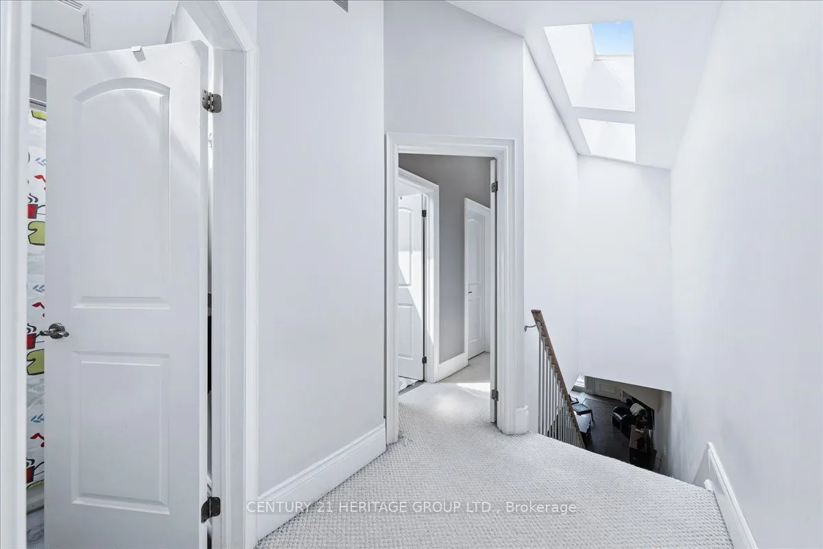 169 King Edward Avenue